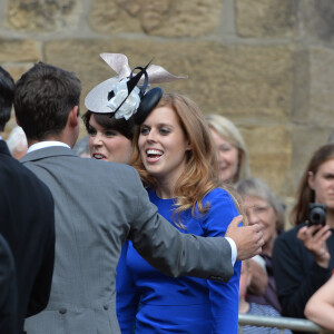La princesse Beatrice d'York au mariage de Thomas van Straubenzee et Lady Melissa Percy à Northumbria en Angleterre, le 21 juin 2013