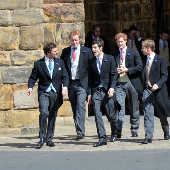 Le prince William et le prince Harry au mariage de Thomas van Straubenzee et Lady Melissa Percy à Northumbria en Angleterre, le 21 juin 2013