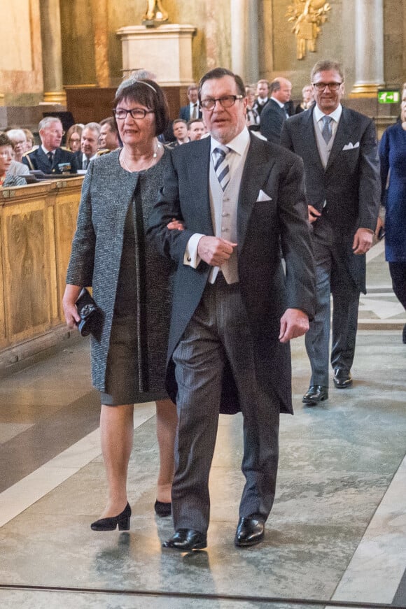 Les parents du prince Daniel à la messe d'action de grâce en la chapelle royale au palais Drottningholm à Stockholm, le 3 mars 2016, pour la naissance du prince Oscar de Suède, duc de Scanie, deuxième enfant de la princesse Victoria et du prince Daniel.