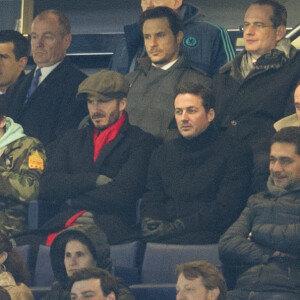 David Beckham et son fils Brooklyn - People au match des 1/8 de finale de la Ligue Champions entre Chelsea et le PSG à Londres le 9 mars 2016. Le PSG à battu Chelsea sur le score de 2-1 et se qualifie pour les quarts de finale de la Ligue des Champions. © Pierre Perusseau/Bestimage