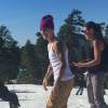 Justin Bieber fait du ski à Big Bear avec des amis, le 2 mars 2016
