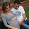 Sergio Busquets et Elena Galera (photo de son compte Instagram lors de l'annonce de sa grossesse, automne 2015) sont devenus le 8 mars 2016 parents de leur premier enfant, un petit Enzo.