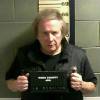 Le rocker Don McLean, célèbre grâce à "American Pie" (1971) a été arrêté pour violence domestique chez lui à Camden, dans le Maine le 18 janvier 2016. La police est venue après un appel au 911 très tôt dans la matinée. En 2014 il a déjà été accusé de violences domestiques.