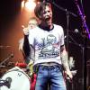 Jesse Hughes - Concert des Eagles Of Death Metal à l'Olympia à Paris le 16 février 2016. Trois mois après la tragédie du Bataclan le 13 novembre, le groupe américain est remonté sur scène. Une soirée qui pouvait s'apparenter à un exercice de thérapie collective, pour les musiciens comme pour les quelque 900 rescapés du Bataclan attendus sur place.