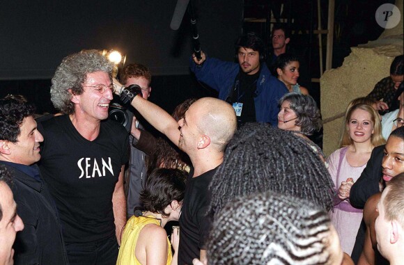 Elie Chouraqui, Pascal Obispo - Générale du spectacle Les Dix Commandements, à Paris, le 12 octobre 2000