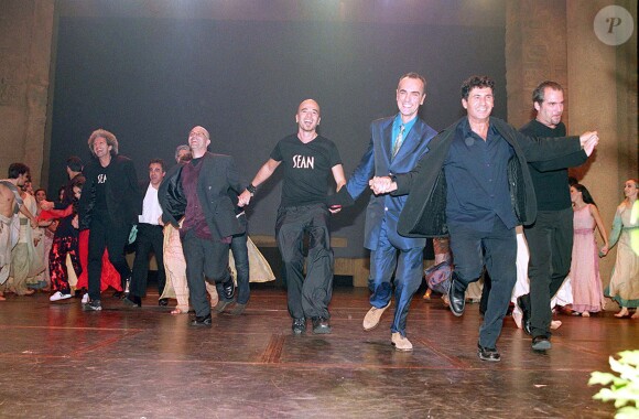Elie Chouraqui, Pascal Obispo - Générale du spectacle Les Dix Commandements, à Paris, le 12 octobre 2000
