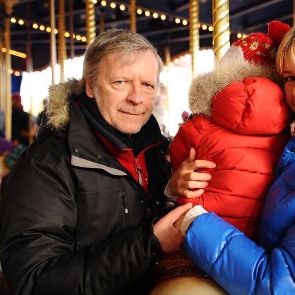 Renaud et Romane Serda ainsi que leur fils Romane à Disneyland Resort Paris, le 12 février 2009