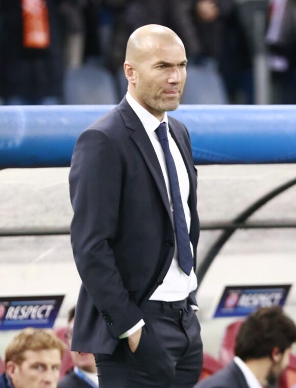 Zinedine Zidane lors du Match de football AS Roma contre le Real de Madrid à Rome le 17 février 2016.