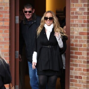 Exclusif - Mariah Carey et son compagnon James Packer passent leurs vacances à la station de Aspen le 19 décembre 2015.