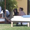 Exclusif: Scott Disick se relaxe dans un hôtel à Mexico en présence de charmantes jeunes femmes, le 03/03/2016 - Mexico
