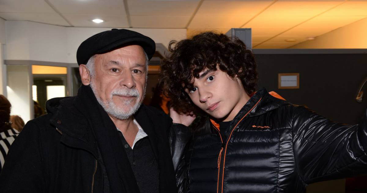 Qui Sont Les Parents De Francis Perrin Exclusif - Francis Perrin et son fils Louis, atteint d'autisme, à Paris