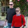 Exclusif - Reese Witherspoon et son mari Jim Toth vont déjeuner au restaurant Ivy à Santa Monica le 19 décembre 2015.  Exclusive - For Germany call for price - Actress Reese Witherspoon was spotted out in Santa Monica, California with husband Jim Toth on December 19, 2015. The pair stopped for lunch at the IVY while they were out.19/12/2015 - Santa Monica