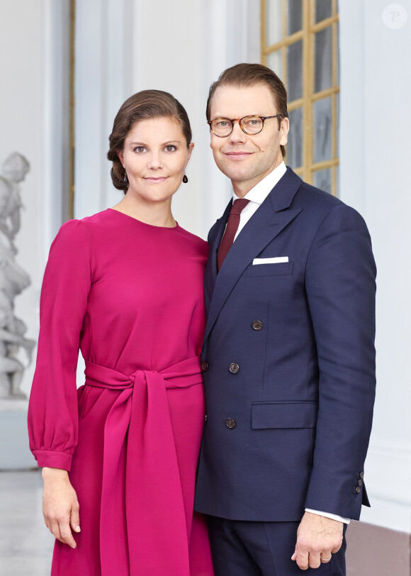 Portrait officiel de la princesse Victoria et du prince Daniel de Suède, mars 2016.