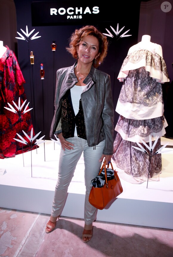 Corinne Touzet à la Soirée pour les 90 ans de la marque " Rochas" à Paris le 30 septembre 2015.