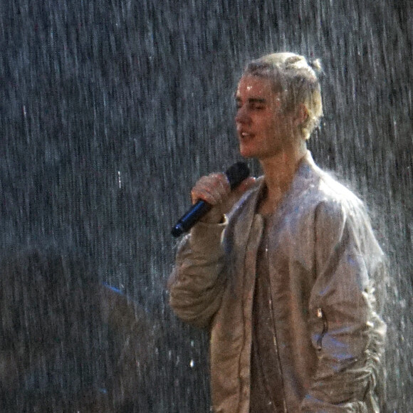 Justin Bieber en concert à Seattle le 9 mars 2016.