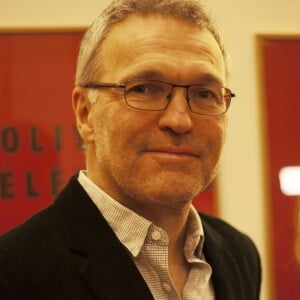 Laurent Ruquier - Remise du Prix Philippe Caloni 2015 à la Scam (Société Civile des Auteurs Multimedias) à Paris le 24 novembre 2015. Le prix Philippe Caloni distingue chaque année un journaliste professionnel pratiquant avec talent l'exercice de l'interview ou de l'entretien. © Veeren / Bestimage