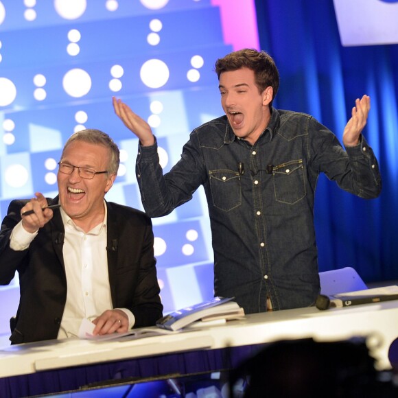 Exclusif - Laurent Ruquier et Marc-Antoine Le Bret - Marc-Antoine Le Bret sur le plateau de "On n'est pas couché" de Laurent Ruquier sur France 2 à Paris le 21 décembre 2015. © Veeren/Bestimage