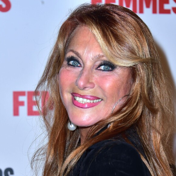 Julie Piétri - Avant-première du film "Nos Femmes" au cinéma Gaumont Opéra à Paris, le 27 avril 2015.
