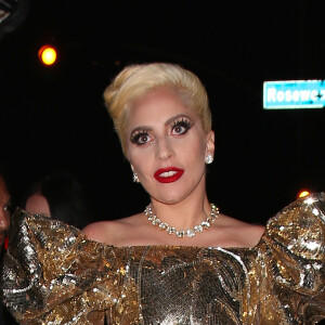 Lady Gaga  arrive à sa soirée d'anniversaire à West Hollywood, le 26 mars 2016.