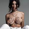 Emily Ratajkowski, très sexy, dans la nouvelle campagne de publicité pour la marque de bijoux Jacquie Aiche