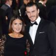 Gareth Bale et Emma Rhys-Jones, enceinte de leur fille Nava Valentina, lors de l'avant-première mondiale de Spectre à Londres le 26 octobre 2015.