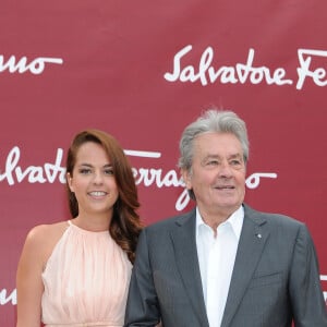 Anouchka Delon et Alain Delon à Paris le 12 juin 2012.