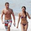 Exclusif - Jenson Button et sa fiancée Jessica Michibata profitent de la plage lors de leurs vacances à Maui, Hawaï, le 20 octobre 2014.