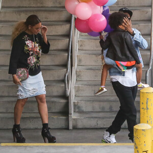 Beyoncé, Jay Z et Blue Ivy à Los Angeles, le 27 février 2016.