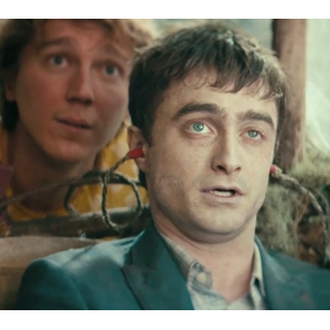 Daniel Radcliffe mort-vivant avec Paul Dano dans Swiss Army Man.