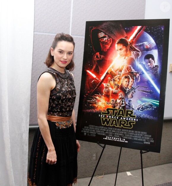 Daisy Ridley lors de la Conférence de presse pour le film Star Wars : Le réveil de la force à Los Angeles le 4 décembre 2015. © HT/Bestimage