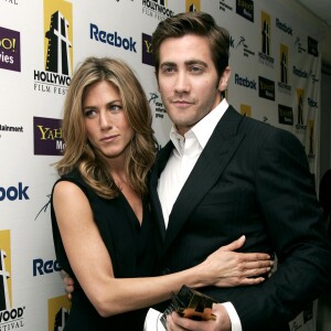 Jennifer Aniston et Jake Gyllenhaal au Festival du film d'Hollywood le 24 octobre 2005 à Los Angeles