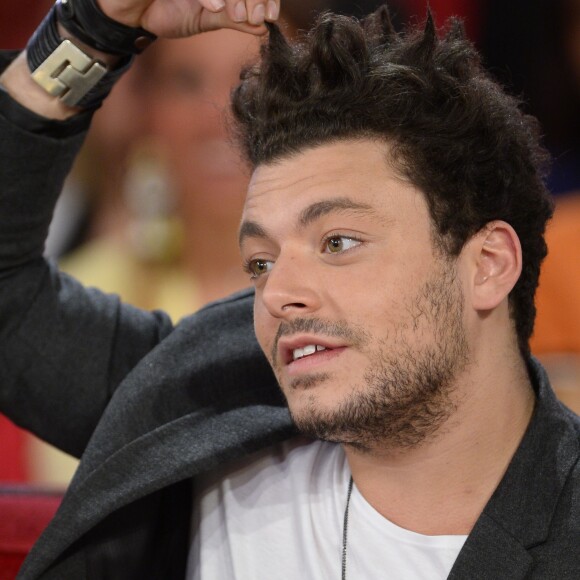 Kev Adams lors de l'Enregistrement de l'émission "Vivement Dimanche" à Paris le 30 Septembre 2015 et qui sera diffusée le 04 Octobre 2015. - Invité principal Christophe Willem