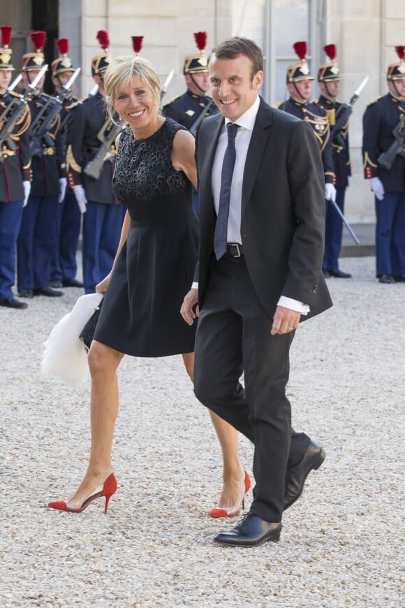 Brigitte et Emmanuel Macron au dîner d'état organisé en l'honneur du couple royal d'Espagne à l'Elysée le 2 juin 2015 à Paris
