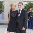 Emmanuel Macron et sa femme Brigitte Trogneux - Le couple royal espagnol est reçu par le président français pour un dîner d'état donné en leur honneur au palais de l'Elysée à Paris, le 2 juin 2015, lors de leur visite d'état de 3 jours à Paris.