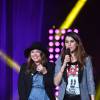 Sharon et Karine Ferri - Les 12 finalistes de 'The Voice' saison 4 chantent pour l'association "Tout Le Monde Chante Contre Le Cancer" pour les enfants malades à Disneyland Paris le 29 mars 2015.