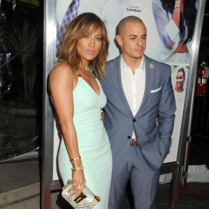 Jennifer Lopez et son compagnon Casper Smart à la première de 'The Perfect Match' au théâtre Arclight à Hollywood, le 7 mars 2016 © Byron Purvis/Bestimage