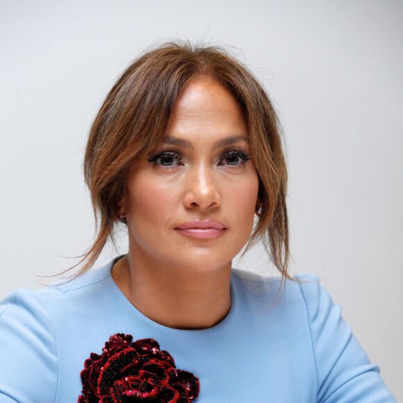 Jennifer Lopez à la Conférence de presse avec les acteurs de la série "Shades of Blue" à Beverly Hills. Le 16 février 2016