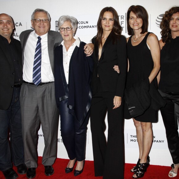 Katie Holmes en présence de ses soeurs et de ses parents, Tamera Holmes, Nancy Holmes, Martin Holmes, Kathleen Holmes  lors de la première du film 'All We Had' au festival du film de Tribeca à New York le 15 Avril 2016.