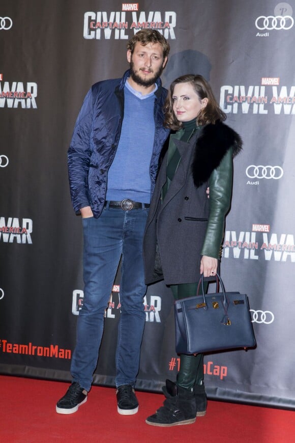Amaury Leveaux et sa compagne Elizaveta - Avant-première du film "Captain America : Civil War" au Grand Rex à Paris, le 18 avril 2016. © Olivier Borde/Bestimage
