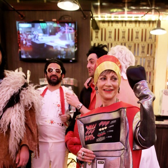 Exclusif - Jour 2 - Cyril Hanouna, Camille Combal et leurs cinq chroniqueurs se promènent sur la Fremont Street Experience à Las Vegas le 1er avril 2016. Moktar Guetari s'est déguisé en indien, Cyril Hanouna en Elvis Presley, Jean-Michel Maire en Oncle Sam, Camille Combal en boxeur, Isabelle Morini-Bosc en machine à sous, Matthieu Delormeau en Marilyn Monroe et Gilles Verdez en catcheur. Cyril Hanouna et son futur époux Camille Combal sont partis à Las Vegas le jeudi 31 mars 2016 pour célébrer leur mariage le samedi 2 avril 2016. Jean-Michel Maire, Isabelle Morini-Bosc, Matthieu Delormeau, Moktar Guetari et Gilles Verdez étaient les cinq chroniqueurs qui les accompagnaient ainsi que des invités de l'émission "Touche pas à mon poste !" choisis dans le public.