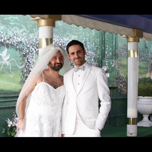 Exclusif : Mariage de Cyril Hanouna avec Camille Combal dans la Little White Wedding Chapel de Las Vegas le 2 avril 2016.