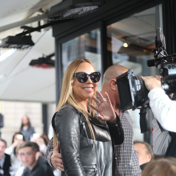Mariah Carey quitte la maison Balmain et va dîner à l'Avenue à Paris le 20 avril 2016. © Cyril Moreau / Bestimage