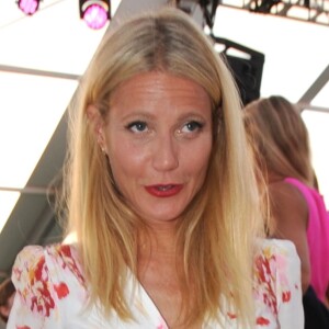 Gwyneth Paltrow - Soirée "Hamptons Paddle for Pink-Sunset Cocktail" au bénéfice de la fondation "Breast Cancer Research Foundation" à Bridgehampton. Le 1er août 2015 © CPA / BESTIMAGE