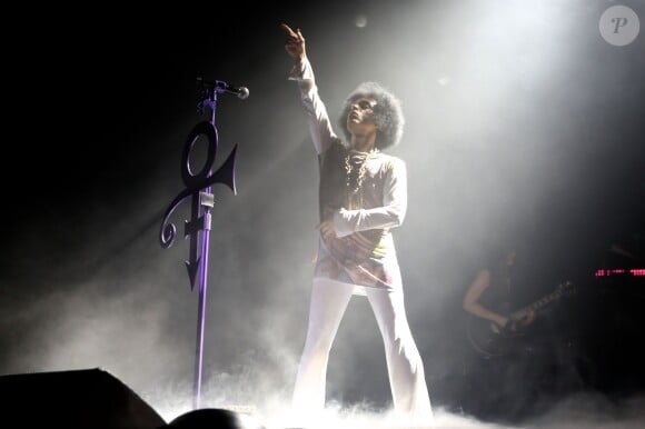 Le chanteur Prince en concert au Zénith à Paris. Le 1er juin 2014