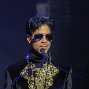 Le chanteur Prince annonce sa nouvelle tournée ''Welcome 2 America'' lors d'une conférence au Apollo Theater à New York le 14 octobre 2010