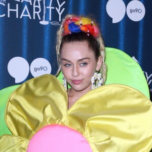 Miley Cyrus à la 4ème soirée caritative annuelle «Variety Show» à Hollywood, le 17 octobre 2015