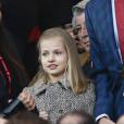 La princesse Leonor des Asturies accompagnait son père le roi Felipe VI d'Espagne au stade Vicente-Calderon le 27 avril 2016 pour la demi-finale aller de Ligue des Champions entre l'Atletico Madrid et le Bayern Munich.