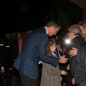 Le roi Felipe VI était venu accompagné de sa fille la princesse Leonor des Asturies au stade Vicente-Calderon le 27 avril 2016 pour la demi-finale aller de Ligue des Champions entre l'Atletico Madrid et le Bayern Munich.