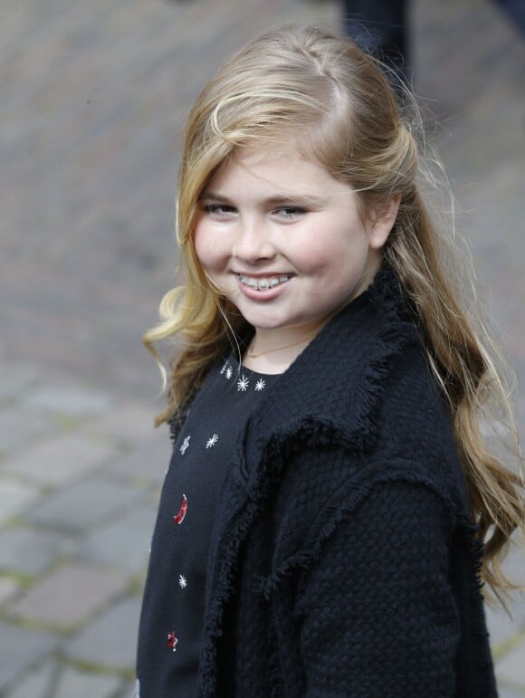 La princesse Catharina-Amalia des Pays-Bas lors de la Fête du Roi le 27 avril 2016 à Zwolle pour les 49 ans de son père le roi Willem-Alexander des Pays-Bas.