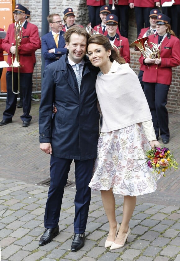 Le prince Floris et la princesse Aimée d'Orange-Nassau lors de la Fête du Roi le 27 avril 2016 à Zwolle pour les 49 ans du roi Willem-Alexander des Pays-Bas.